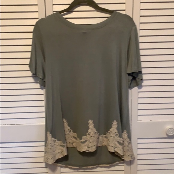 Beautiful top! - Picture 1 of 1